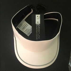 NWT Mizuno Elite Run Visor